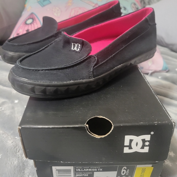 DC Villainess shoes - Picture 4 of 5